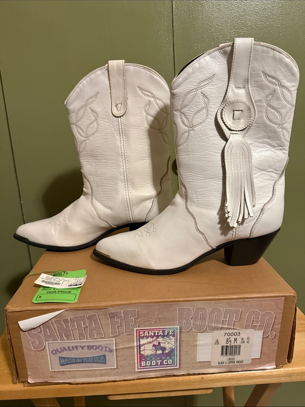 Women's White Leather Western Boots with Tassel
